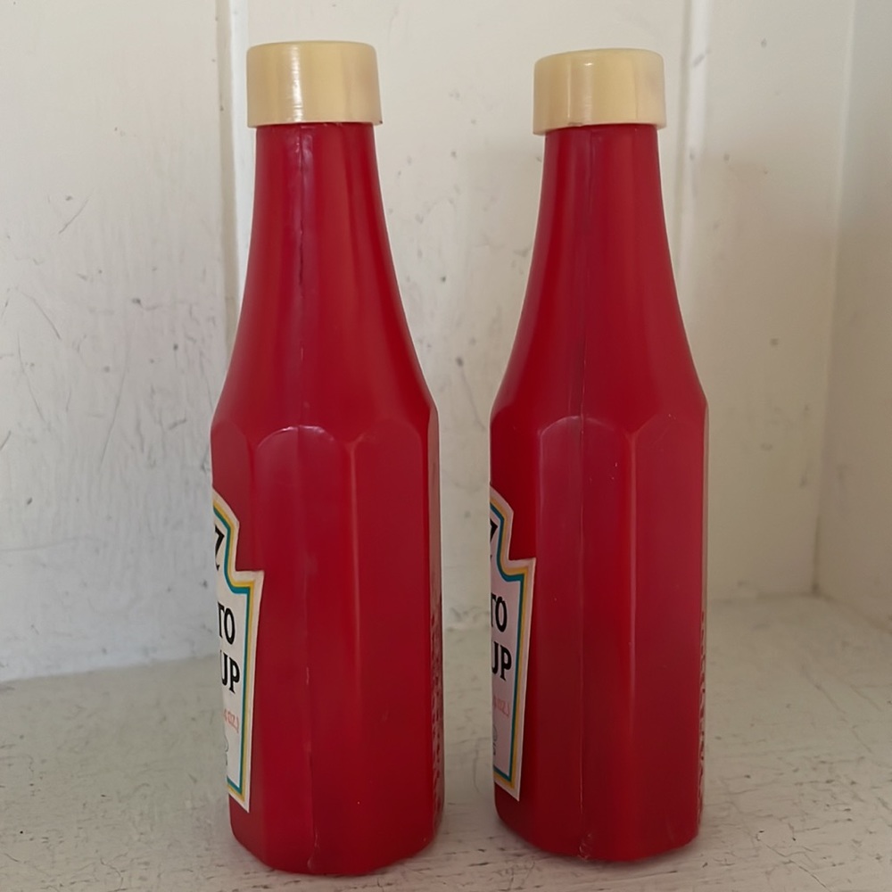 Vintage red Heinz salt & pepper shakers. - Picture 2 of 6